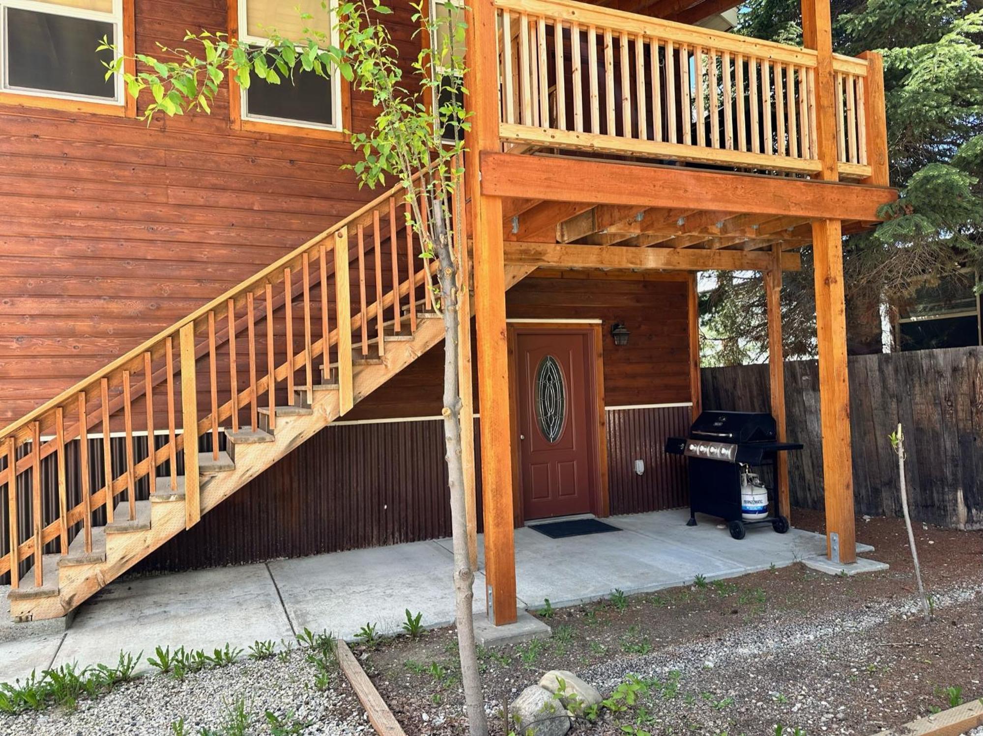 Yellowstone Cabins And Rv West Yellowstone Eksteriør billede